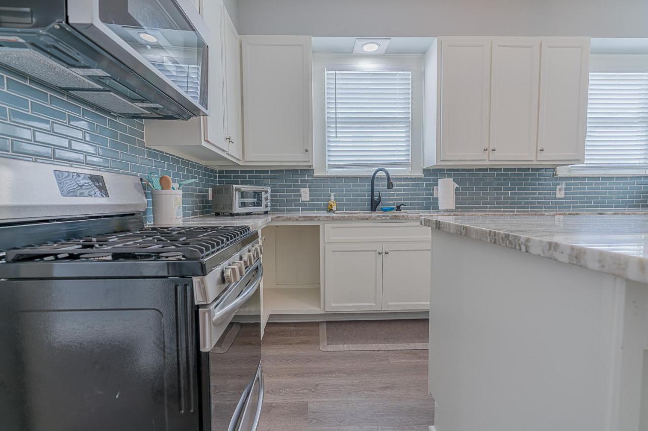 Uptown Cottage Newly Updated Home Near The Strand Galveston Harbor And Utmb Экстерьер фото