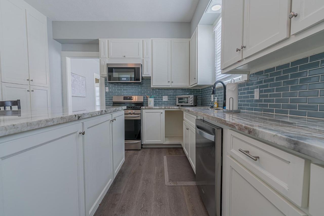 Uptown Cottage Newly Updated Home Near The Strand Galveston Harbor And Utmb Экстерьер фото